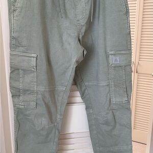 Zara Green Cargo Pants Relaxed Fit Articulated Knees size 31